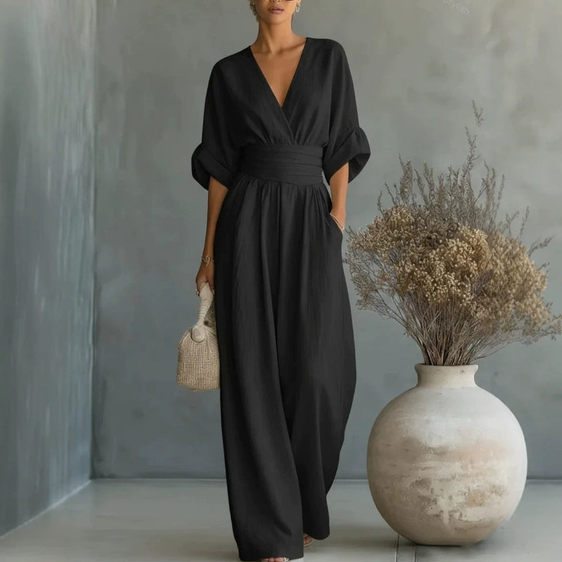 Short-Sleeved Jumpsuit - black