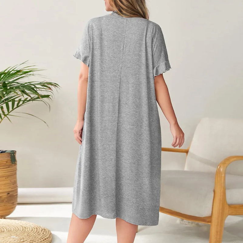 Chic Comfort: Plus Size Lounge Midi Dress