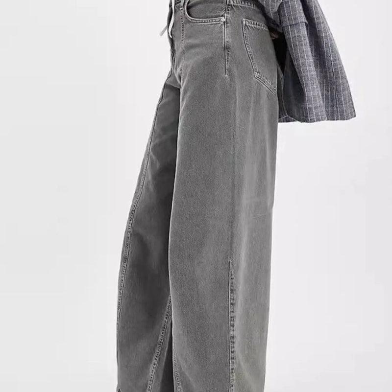 Wide Leg Jeans with Pockets