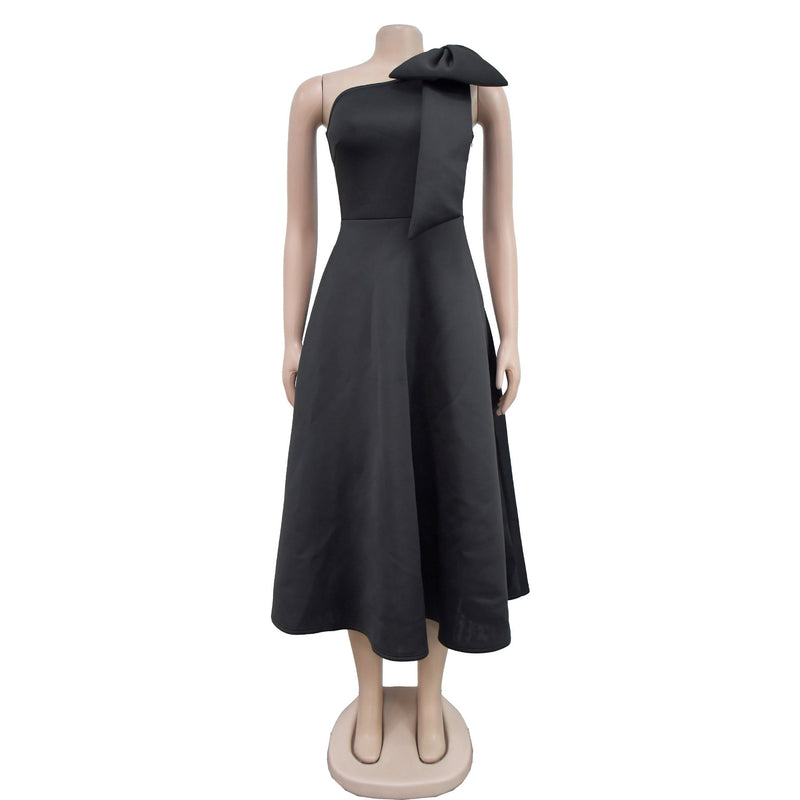 Single Shoulder Slant Collar Dress