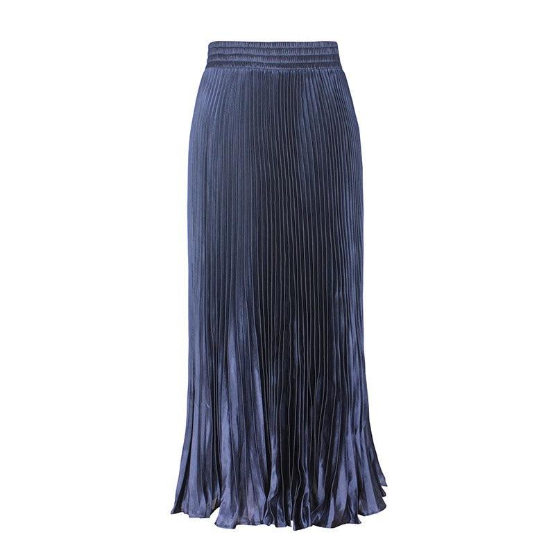 Glossy pleated long skirt