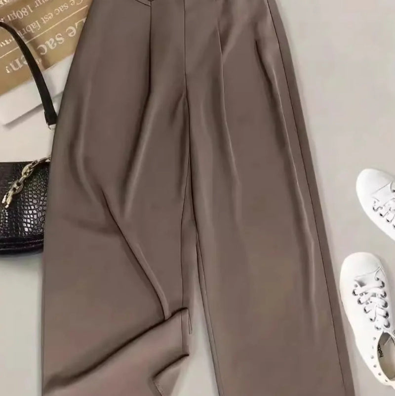 Wide Leg Pants - rnwayfashionista.com