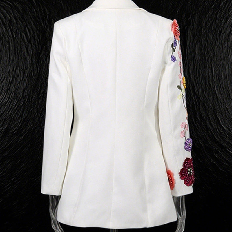 Elegant Three-dimensional Floral Embroidered Blazers - white