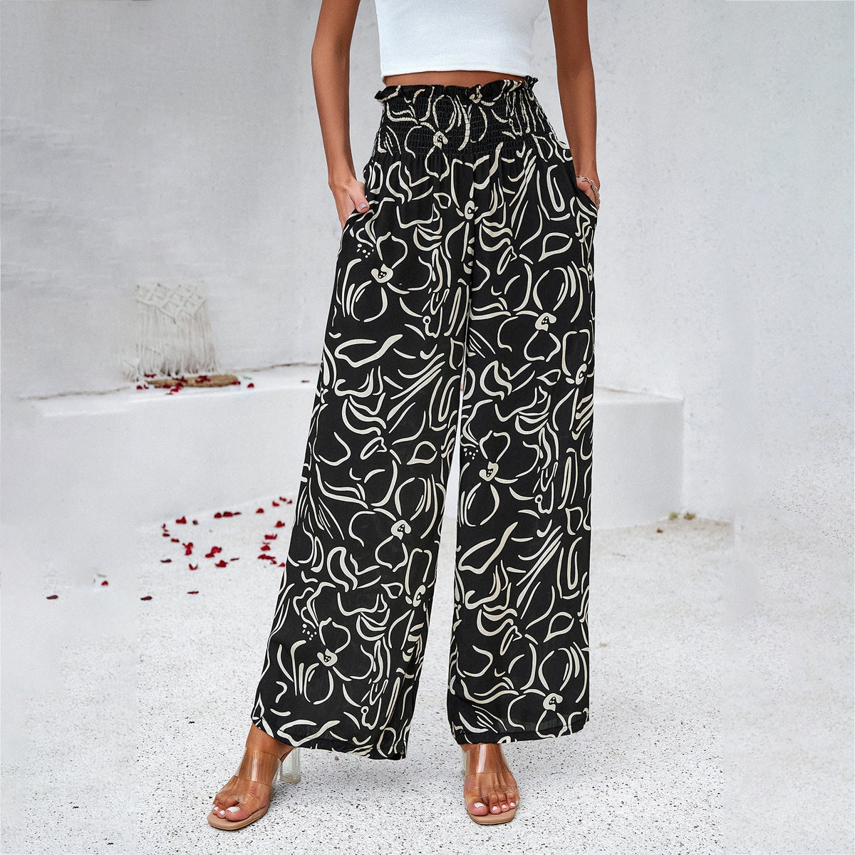 Elegance printed slacks - runwayfashionista.com