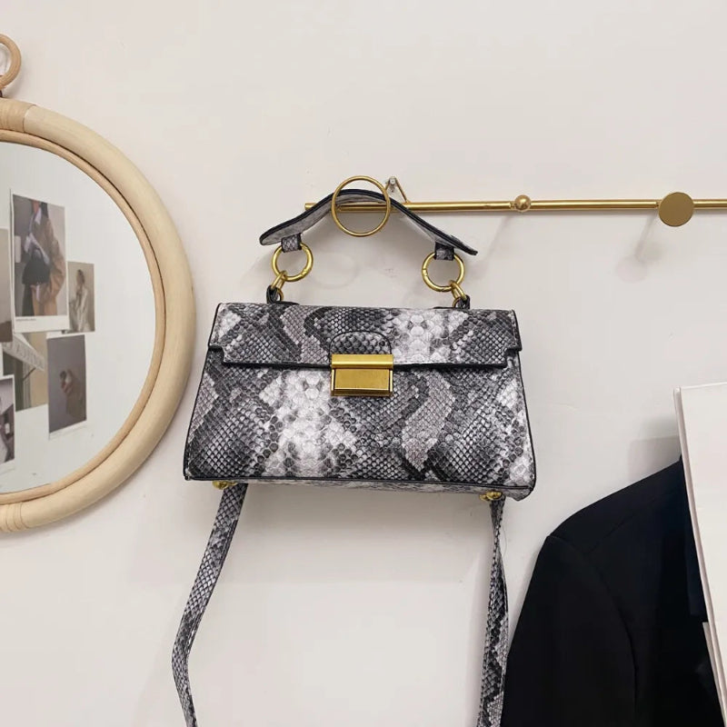 Chic Snakeskin Print PU Leather Crossbody Bag - runwayfashionista.com