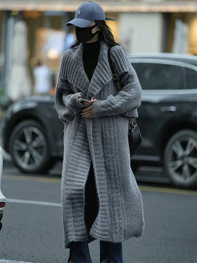 Lapel Thickened Large Sweater Coat - runwayfashionista.com