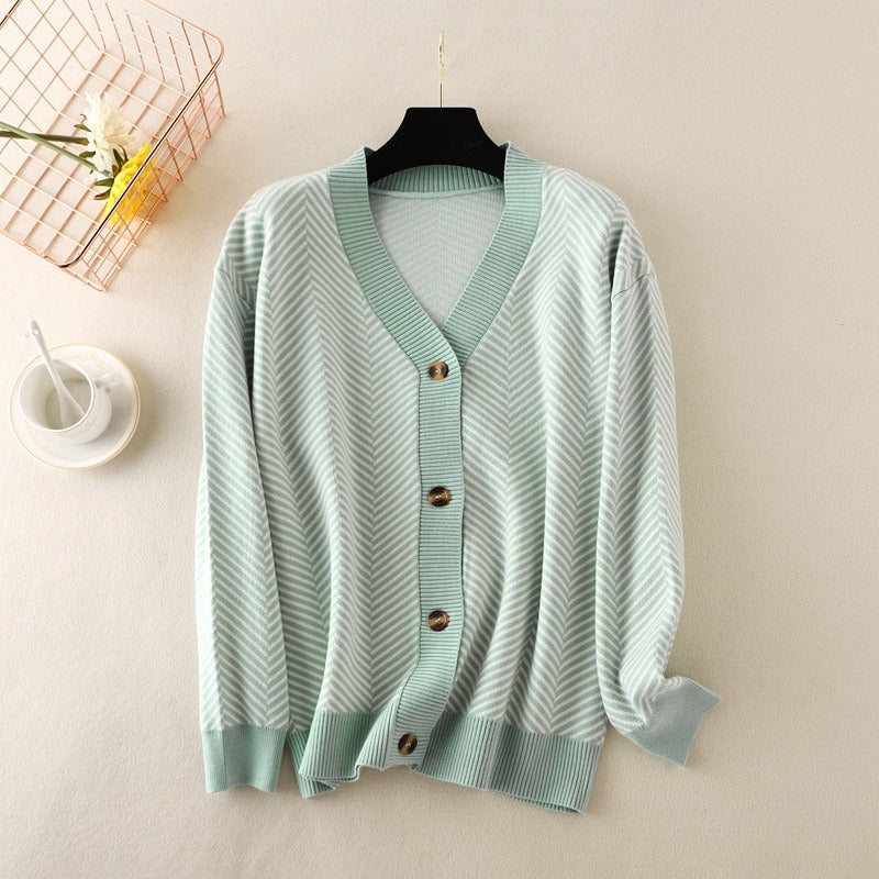 Love Heart Cardigan - runwayfashionista.com