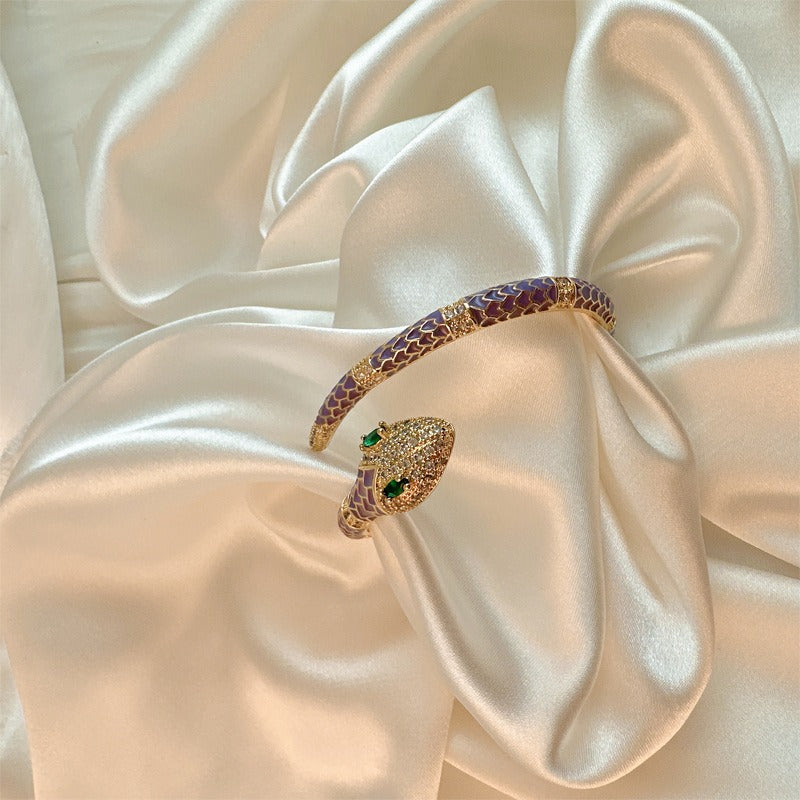 Multi-color creative and personalized bracelet - runwayfashionista.com