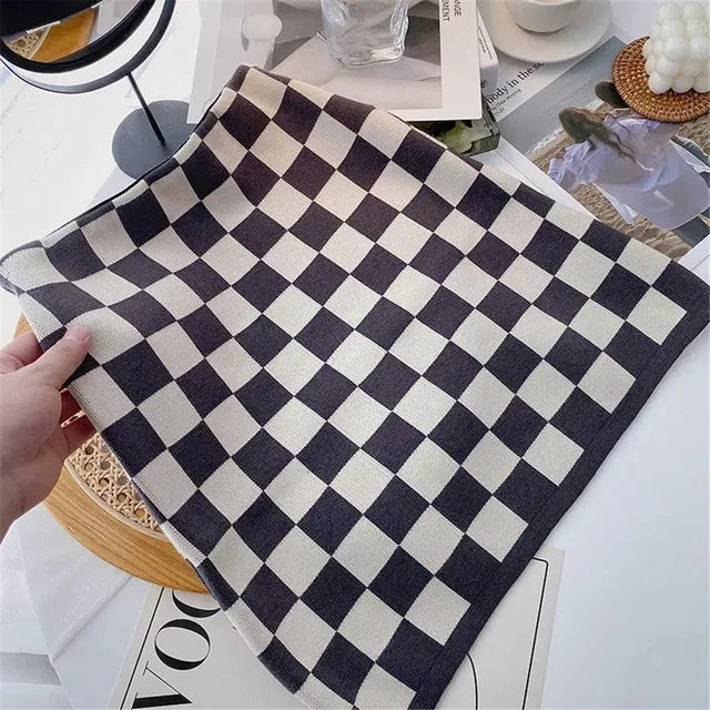 Checkerboard Plaid Knitted Hip Skirt