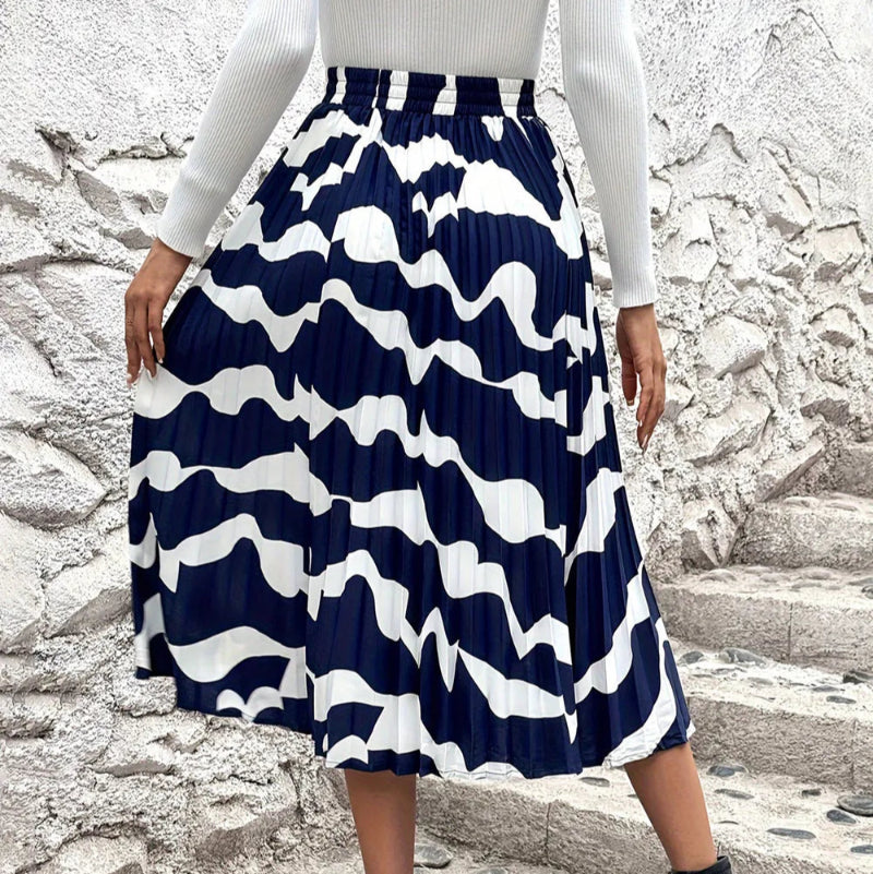 Pleated Printed Elastic Waist Skirt - runwayfashionista.com