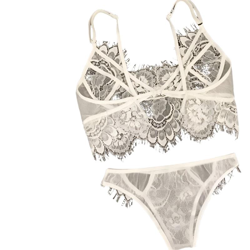 Lace bra g-string set - runwayfashionista.com