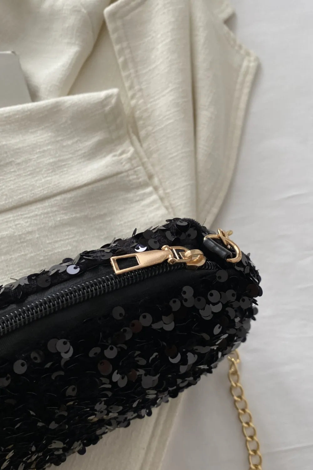 Sequin Removable Strap Shoulder Bag - Stylish & Versatile - runwayfashionista.com