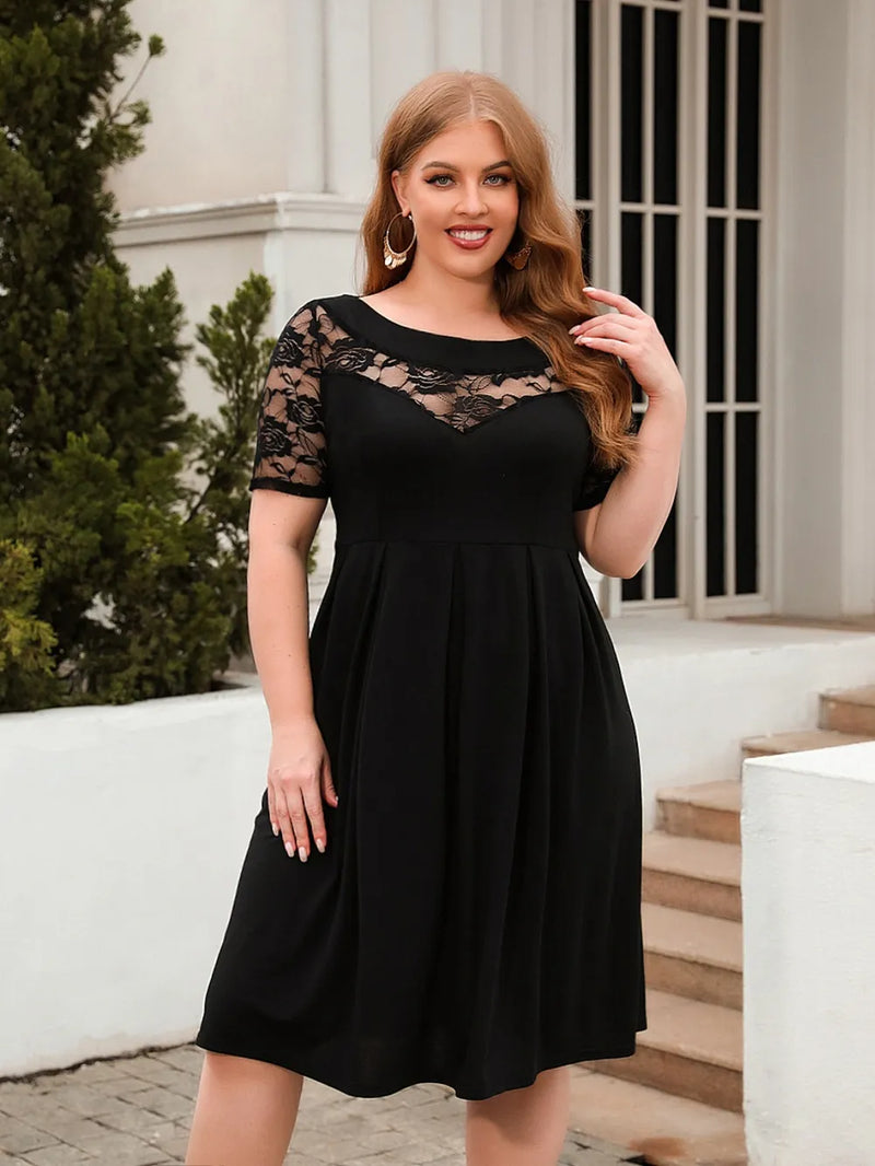 Geometric Chic: Your New Favorite Plus Size Midi Dress!