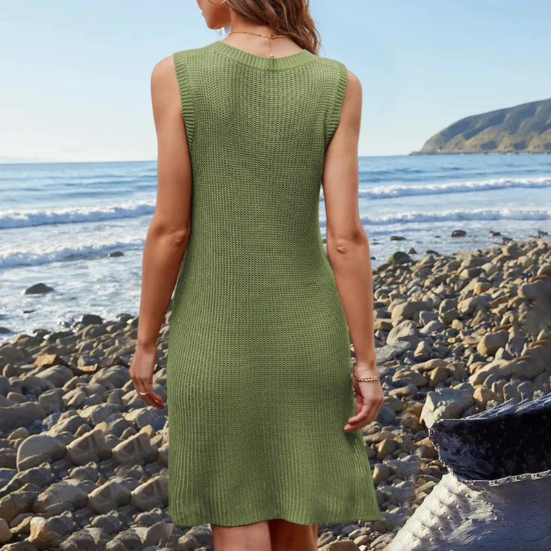 Pocketed Slit V-Neck Sleeveless Dress -runwayfashionista.com