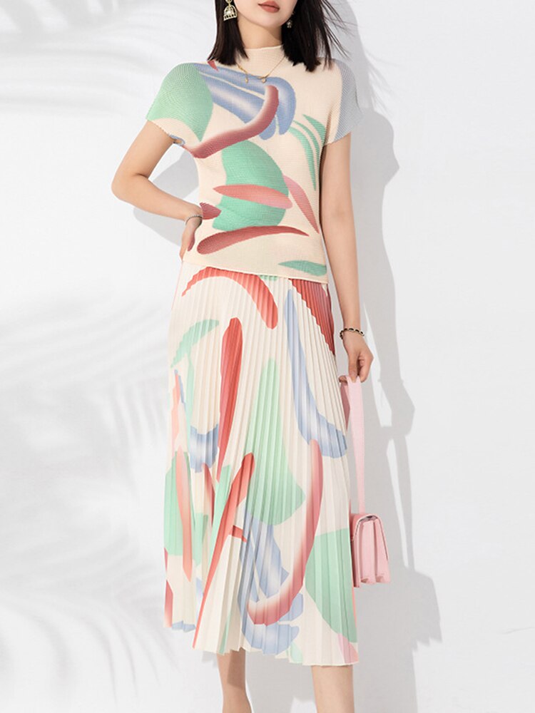 Summer Pleated Two Piece Sets - runwayfashionista.com