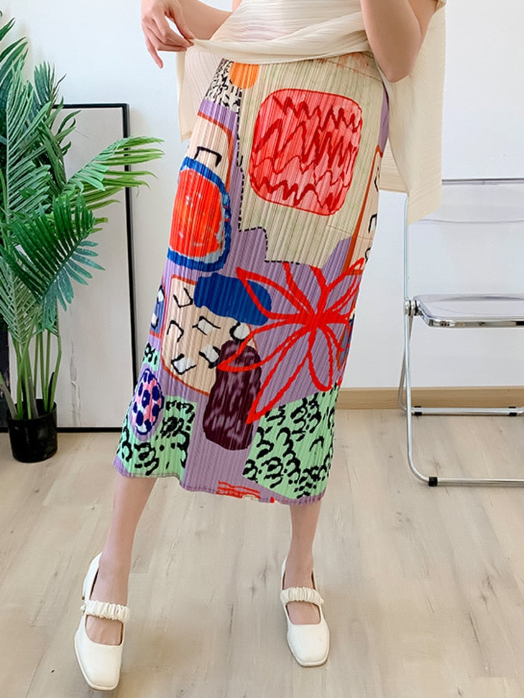 Graffiti Print Pleated Skirt - runwayfashionista.com