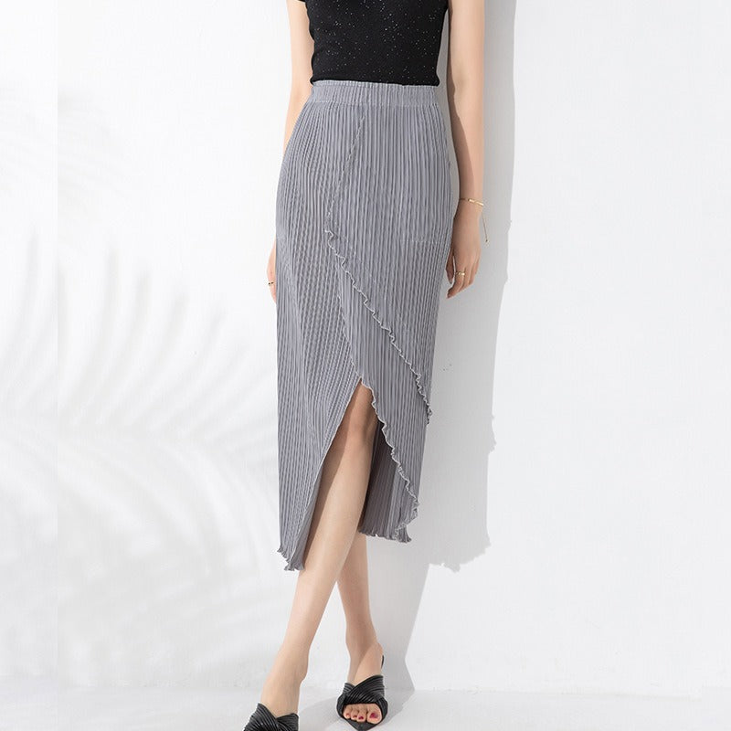 Spliced Pleated Skirt - runwayfashionista.com