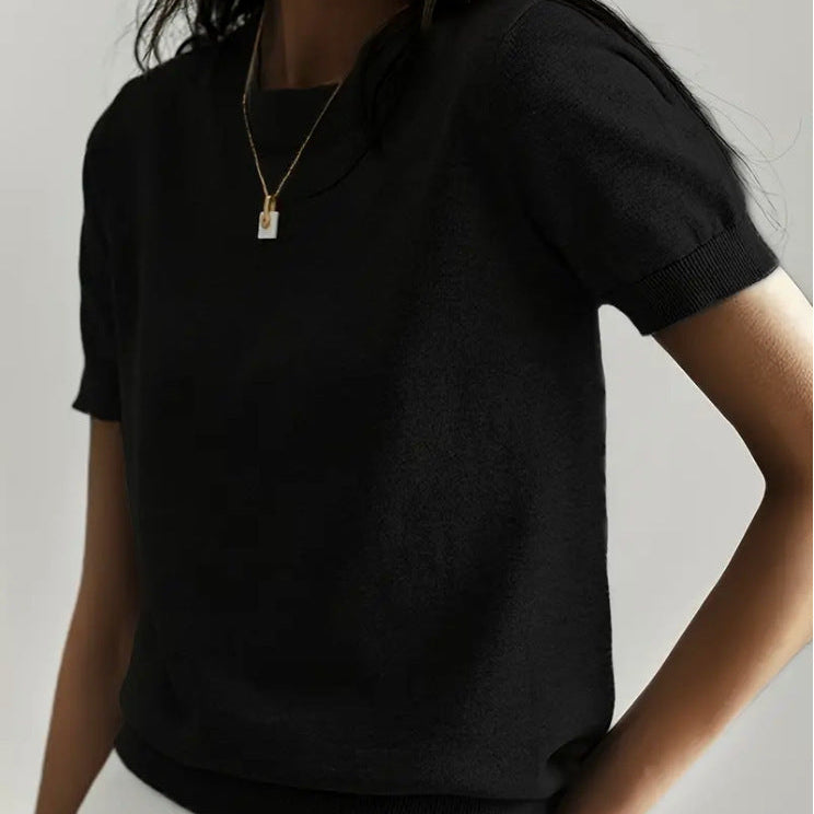 Fearless Knitwear for the Modern Woman