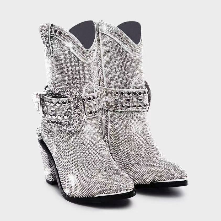 Belt buckle thick heel fashion boots - runwayfashionista.com