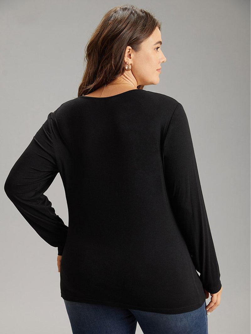 Versatile Knitted Long Sleeved Top - runwayfashionista.com