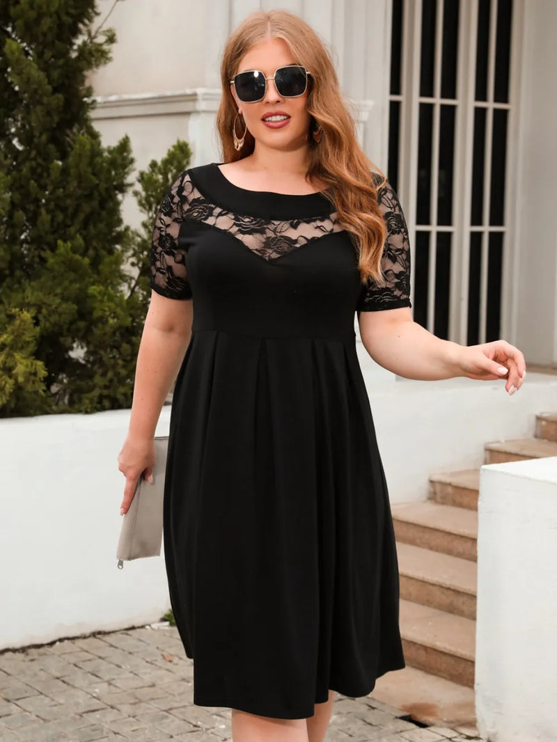 Geometric Chic: Your New Favorite Plus Size Midi Dress!