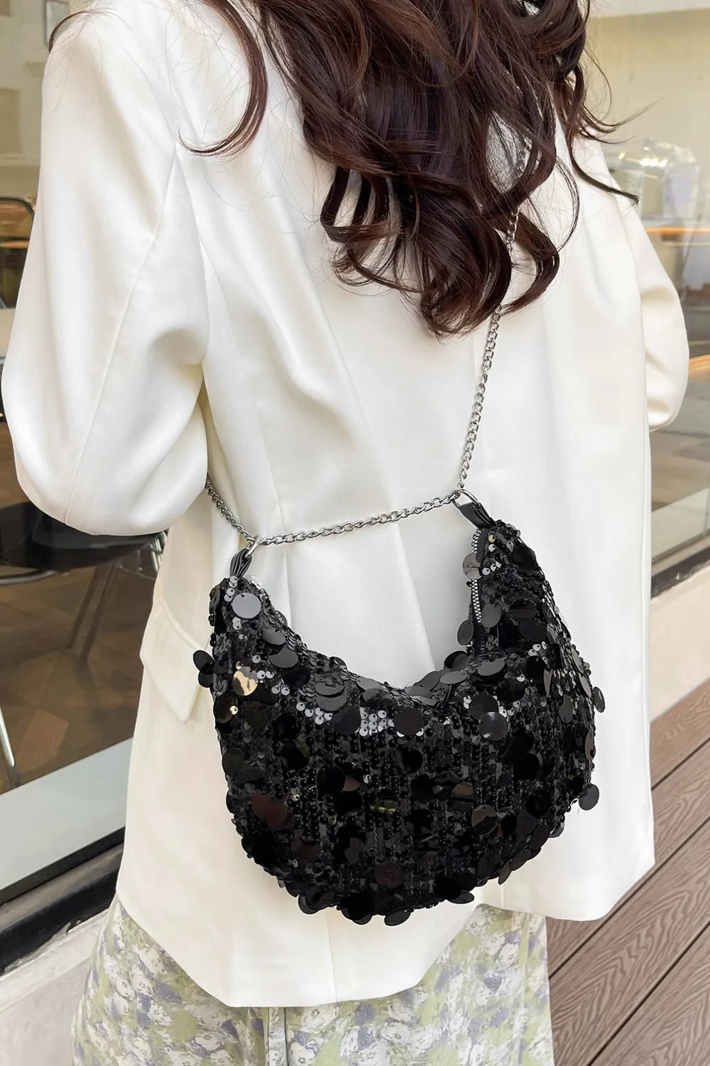 Sequin Chain Crossbody Bag - Adjustable & Stylish - rnwayfashionistacom
