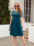 Geometric Chic: Your New Favorite Plus Size Midi Dress!