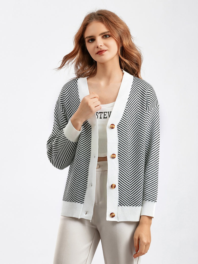 Love Heart Cardigan - runwayfashionista.com