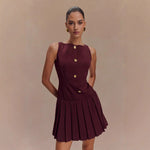 Elegant Sleeveless Pleated Dress - wine red