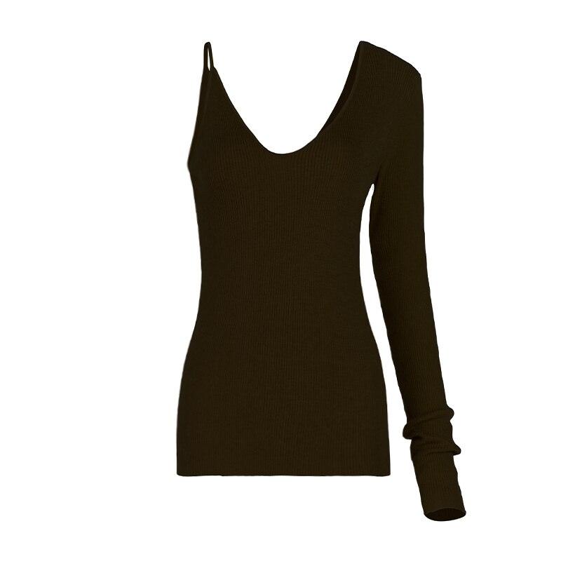 V-Neck Thin Underlay Slim Top - runwayfashionista.com