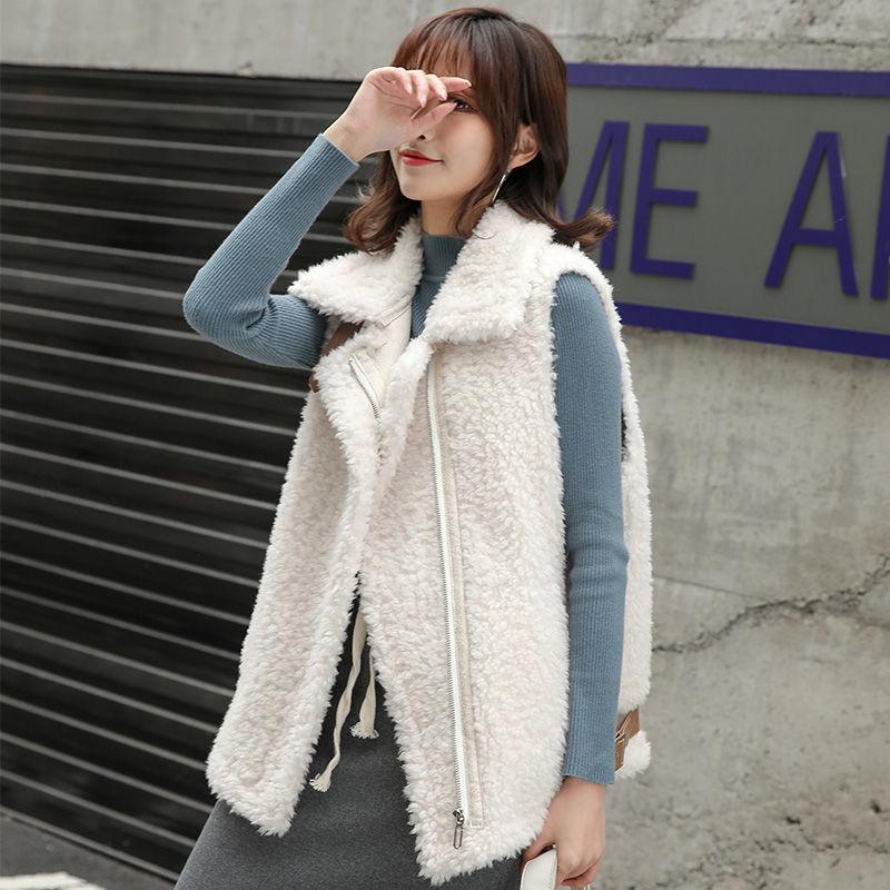 Loose Student Thickened Fur One Plush Vest - runwayfashionista.com