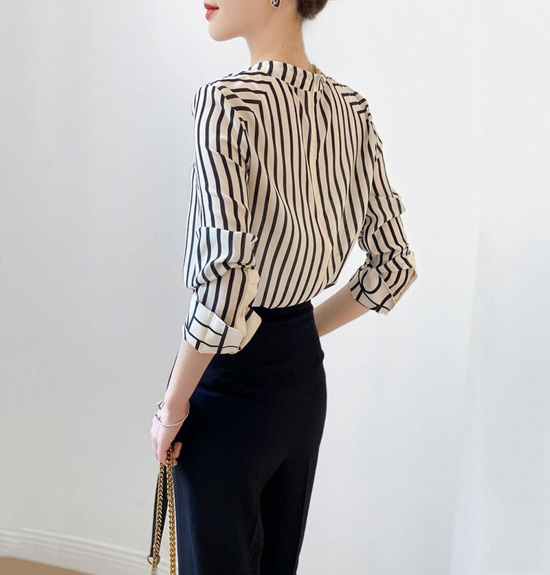 Striped O-Neck Full Sleeve Blouse - runwayfashionista.com