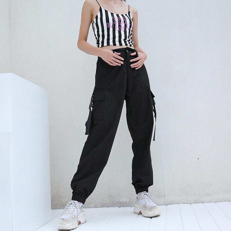 Black High Waist Cargo Pants - runwayfashionista.com