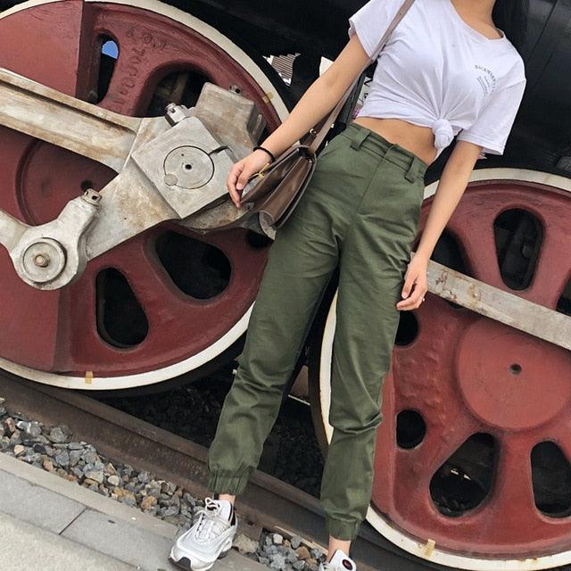 High Waist Ankle-Length Cargo Pants - runwayfashionista.com