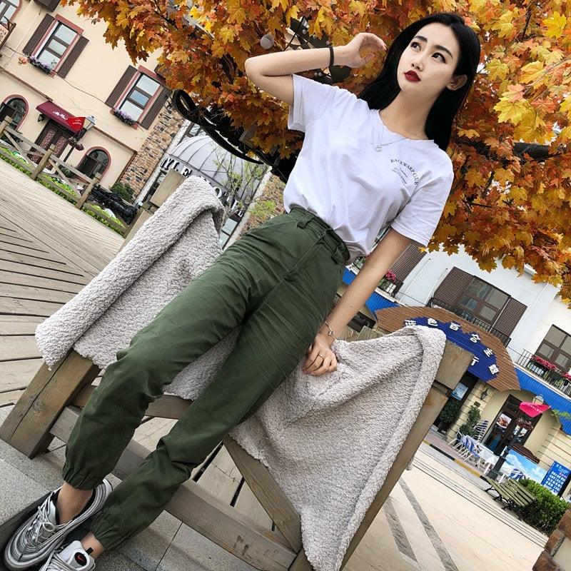 High Waist Ankle-Length Cargo Pants - runwayfashionista.com